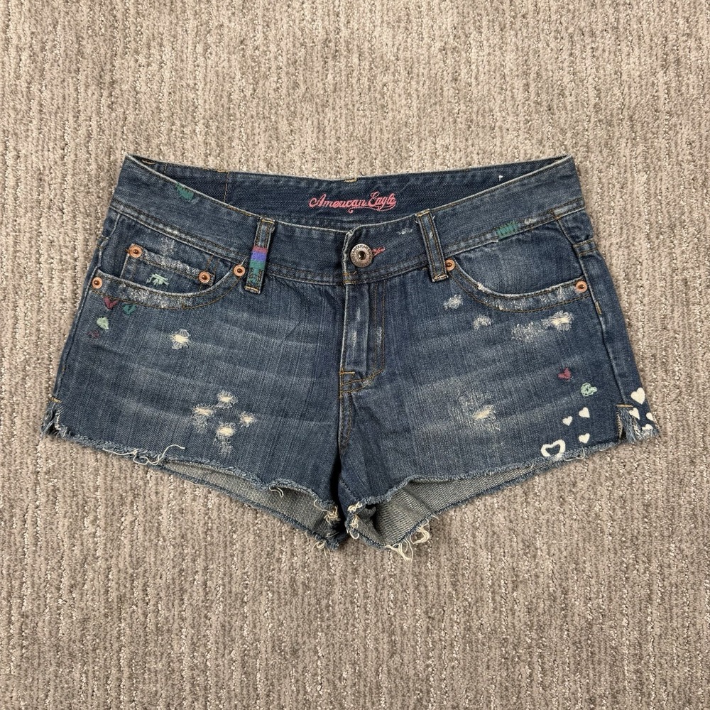 American Eagle Women's Size 4 Distressed Denim Embroidery Jean Shorts Raw Hem